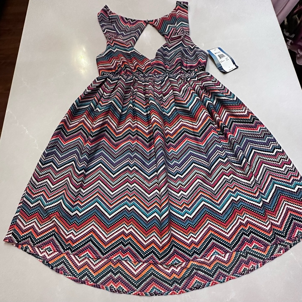 NWT Roxy Multicolor Chevron Dress, Large